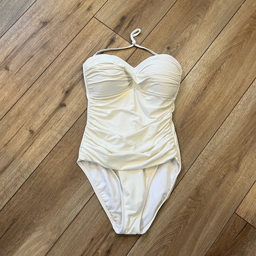 La Blanca white swimsuit - Picture 2 of 5